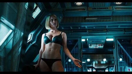 Alice Eve - «Star Trek: Beyond»