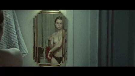 Esme Creed-Miles - «Jamie»