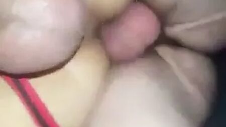 Una bella sborrata senza usare le mani