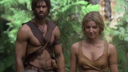 Annabelle Wallis - «Il futuro perduto»