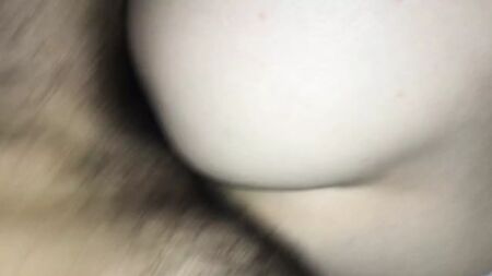 Mi scopo le natiche bianchissime della mia ragazza sposata - Porno turco