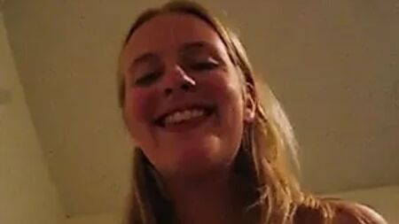Pompino con l'ex ragazza nuda