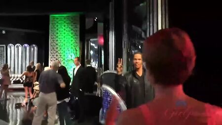 L'appuntamento di Bailey Bae a Las Vegas si conclude con una sborrata dentro