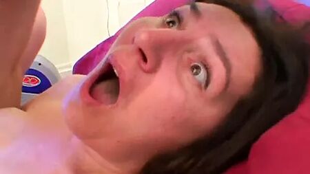 SESSO ANALE AMATORIALE CON MATURE IN VIDEO FATTI IN CASA