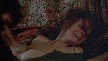 Susan Sarandon nuda: seno e capezzoli in *King of the Gypsies*