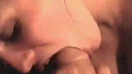 Britney Spears fa un pompino