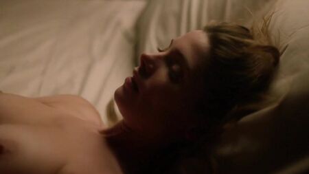 Ashley Greene nuda