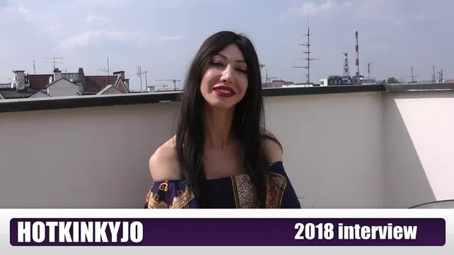 Porno aktrisa Hotkinkyjoning tarjimai holi