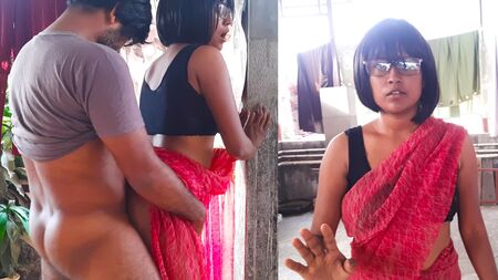 Ma Upay Chilona Boudi è una fottuta troia – una vera e propria fottuta troia – sesso all'aperto
