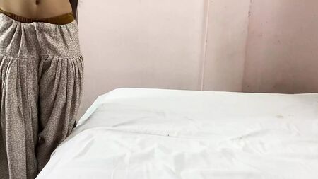 La prima volta di una ragazza di paese