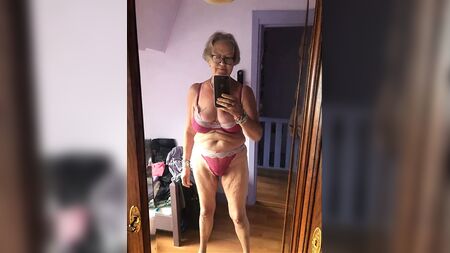 La nonna mi ha preso in giro dopo che ero stato in vacanza per un po'