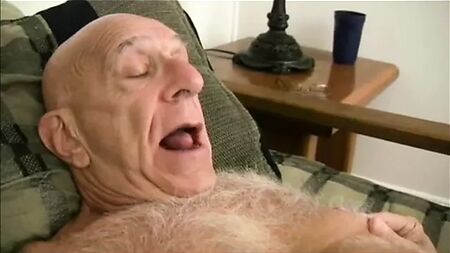 il nonno succhiacazzi