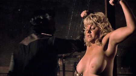 Lynda Wiesmeier nuda in "Wheels of Fire" su ScandalPlanet.Com