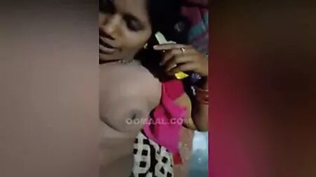 Sesso con una bhabi dell'Odisha con audio nitido