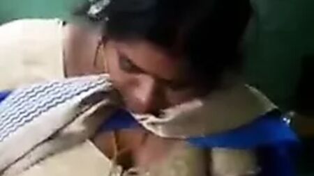 Zia tamil dal seno prosperoso