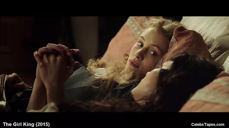 Il film romantico con le attrici famose Sarah Gadon e Malin Buska nude