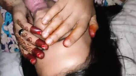 Moglie timida indiana fa un pompino, audio in hindi, parte 5