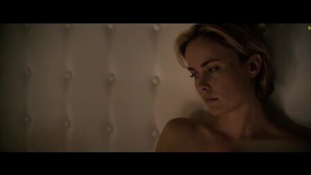 Radha Mitchell nuda in *Feast of Love* - ScandalPlanet.Com
