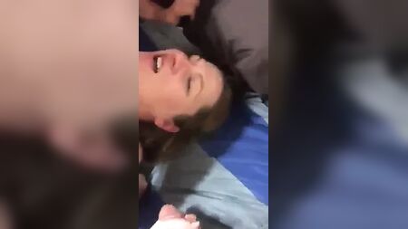 Il marito che si fa scopare la moglie