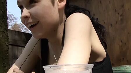 Soldi in cambio di sesso 02