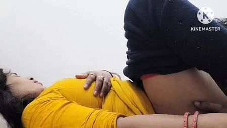 Sesso di coppie indiane con ragazze indiane