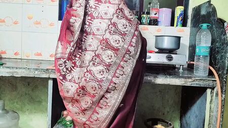 Karawa Chauth: il cognato disse alla cognata: «Cognata, oggi sei davvero bellissima. Sei libera?» (audio in hindi)