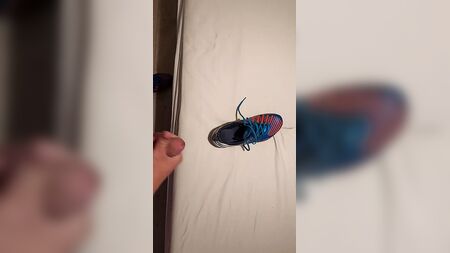 Gioco con le mie nuove scarpe da calcio Adidas Predator