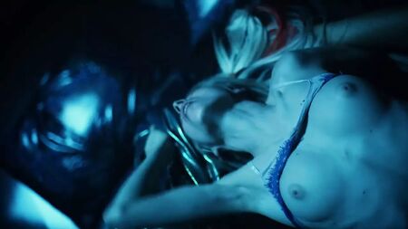 Hunter Schafer - Euphoria Stagione 1 Episodio 7 (2019)