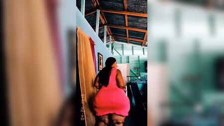 La dolce figa latina di Pauline
