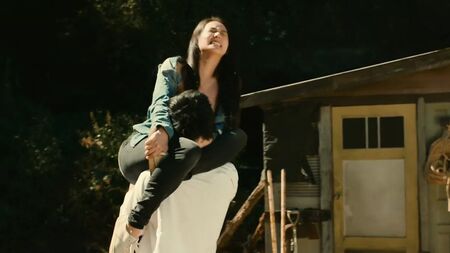 Donna bagnata nel vento (2016)