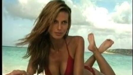 Heidi Klum - un ricordo in costume da bagno