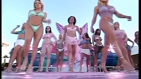 Playboy Wet & Wild Live! Pass per il backstage