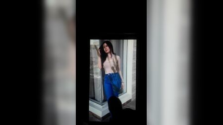 Yashika Khatri ha richiesto un tributo con eiaculazione n. 4