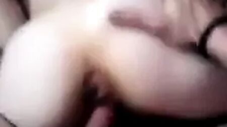 Ragazza albanese