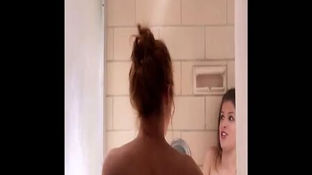 Scena tagliata con Anna Kendrick in *Pitch Perfect*
