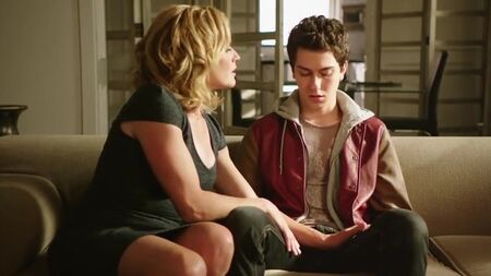 Elisabeth Shue - Comportarsi male