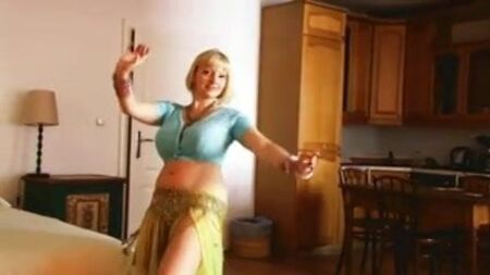 Spogliarello di danza del ventre