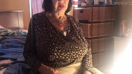 Elaine Everett (Nonna formosa)