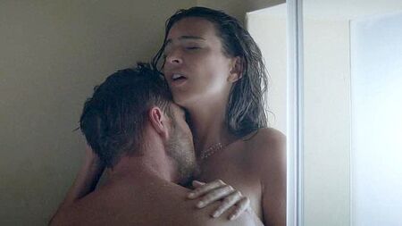 Le scene di nudo e sensuali di Emily Ratajkowski