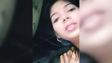 Marwadi Desi Girl: una ragazza indiana pulita e sexy
