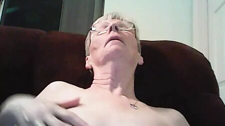 GrannyCam: webcam con donne mature da Internet