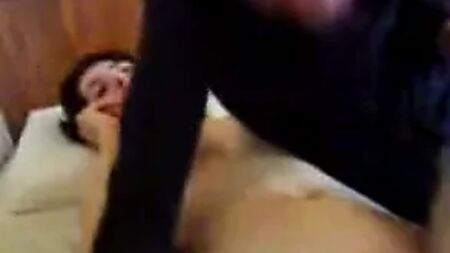 Video sexy di una ragazza lesbica persiana iraniana - Sesso amatoriale MA