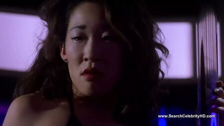 Sandra Oh nuda - Dancing at the Blue Iguana - HD