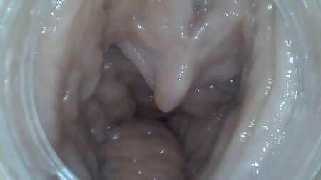 Ecco cosa vede il tuo cazzo! Le contrazioni della figa in diretta con il dildo!