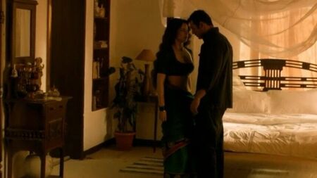 Kangana Ranaut (Shoot out at Wadala) – scena hot