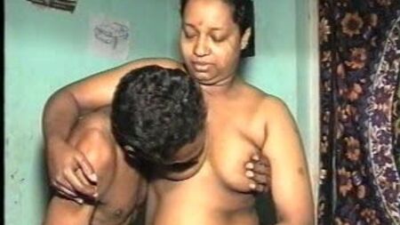 una bella signora malayalam