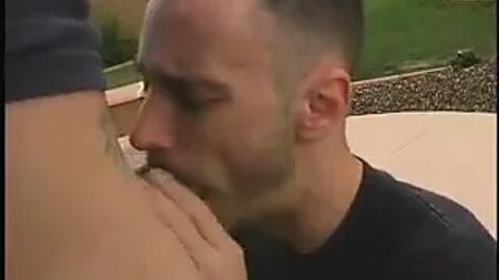 Ed ecco come si fa un pompino!
