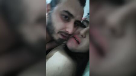 Un ragazzo turco amatoriale è andato in estasi - Con audio