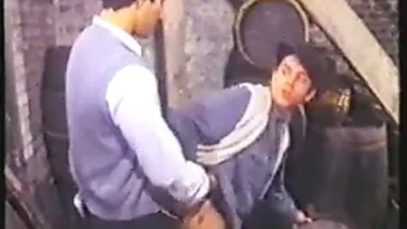 Ragazzo francese troia scopato da un uomo più grande