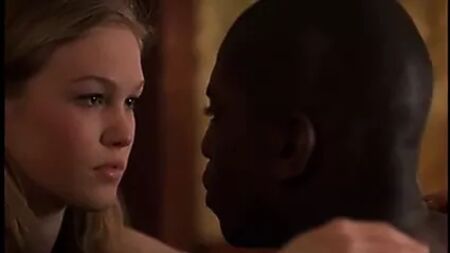 Una scena con Julia Stiles del 2001
